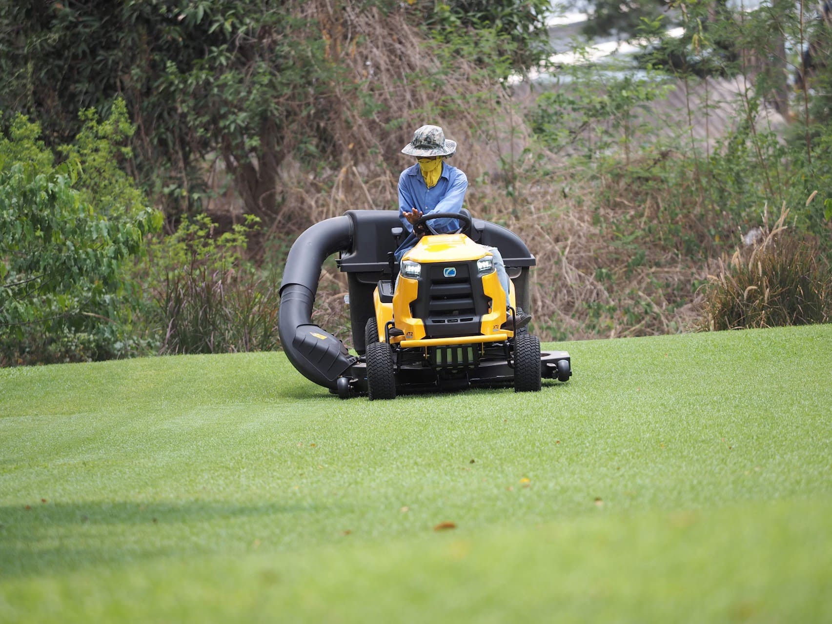 lawn-mower-cubcadet 27hp